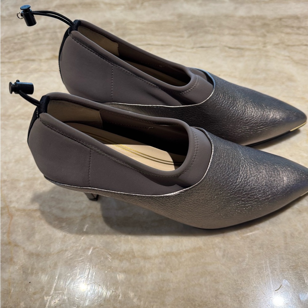 Cole Haan Bronze Leather Heels, NWOT, Size 8